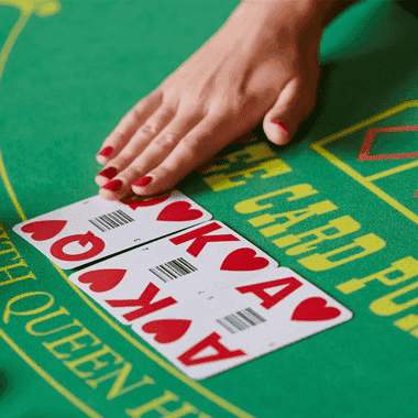 Triple Card Poker — EVOLUTION